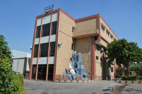 Hotel Exterior